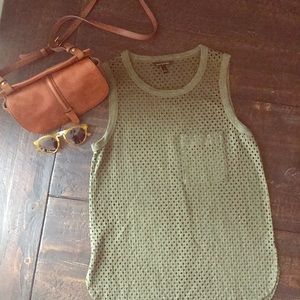 Banana Republic hunter green fishnet tank top